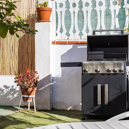 Home2book Charming Garden House & Bbq 别墅 *